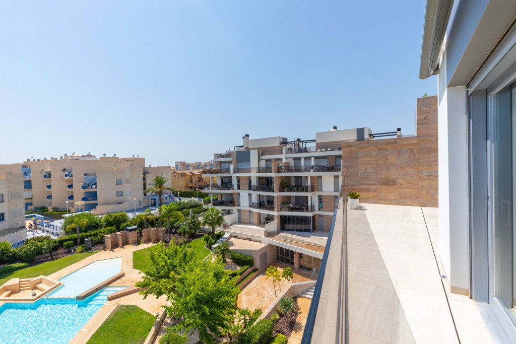 Apartamento en Cabo Roig, Alicante, España 3 dormitorios, 111 m2 No. 145386