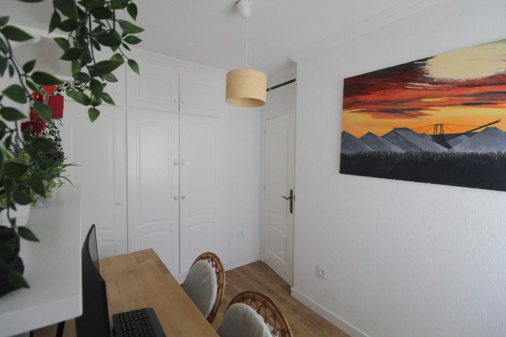 Apartment in Torrevieja, Alicante, Spain 3 bedrooms, 84 sq.m. No. 145389