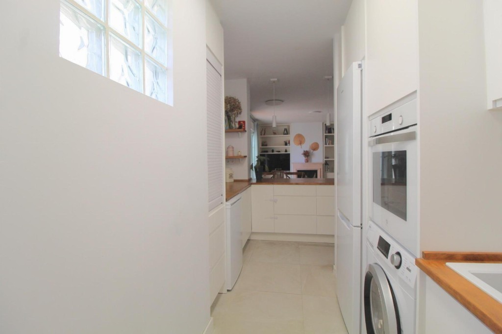 Apartment in Torrevieja, Alicante, Spain 3 bedrooms, 84 sq.m. No. 145389
