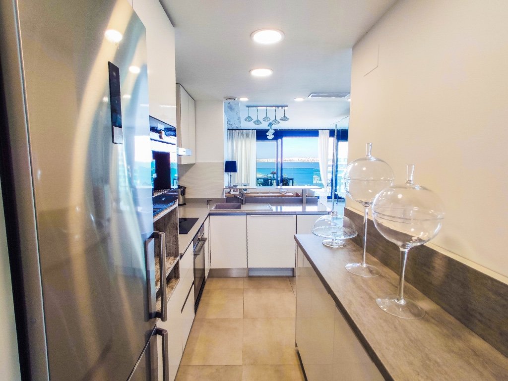 Apartamento en Punta Prima, Alicante, España 2 dormitorios, 70 m2 No. 145391