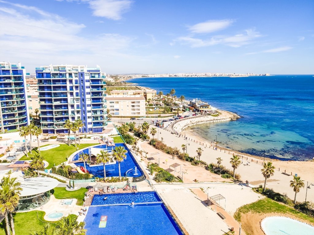 Apartamento en Punta Prima, Alicante, España 2 dormitorios, 70 m2 No. 145391