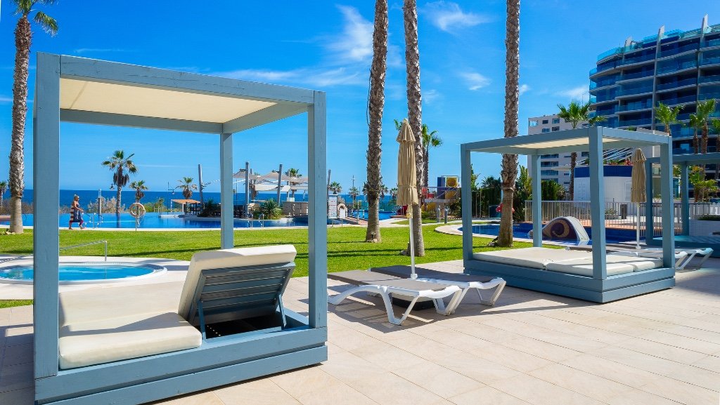 Apartamento en Punta Prima, Alicante, España 2 dormitorios, 70 m2 No. 145391