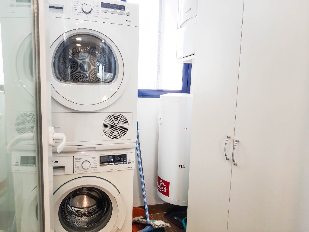 Apartamento en Punta Prima, Alicante, España 2 dormitorios, 70 m2 No. 145391