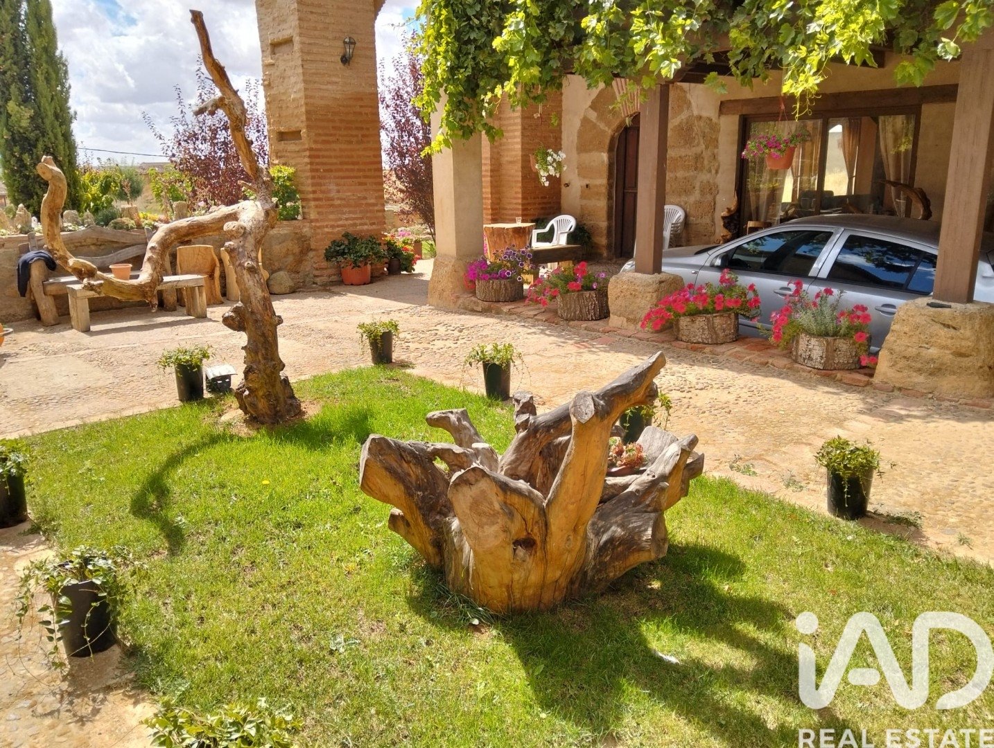 Propiedad comercial en León, España 727 m2 No. 152617
