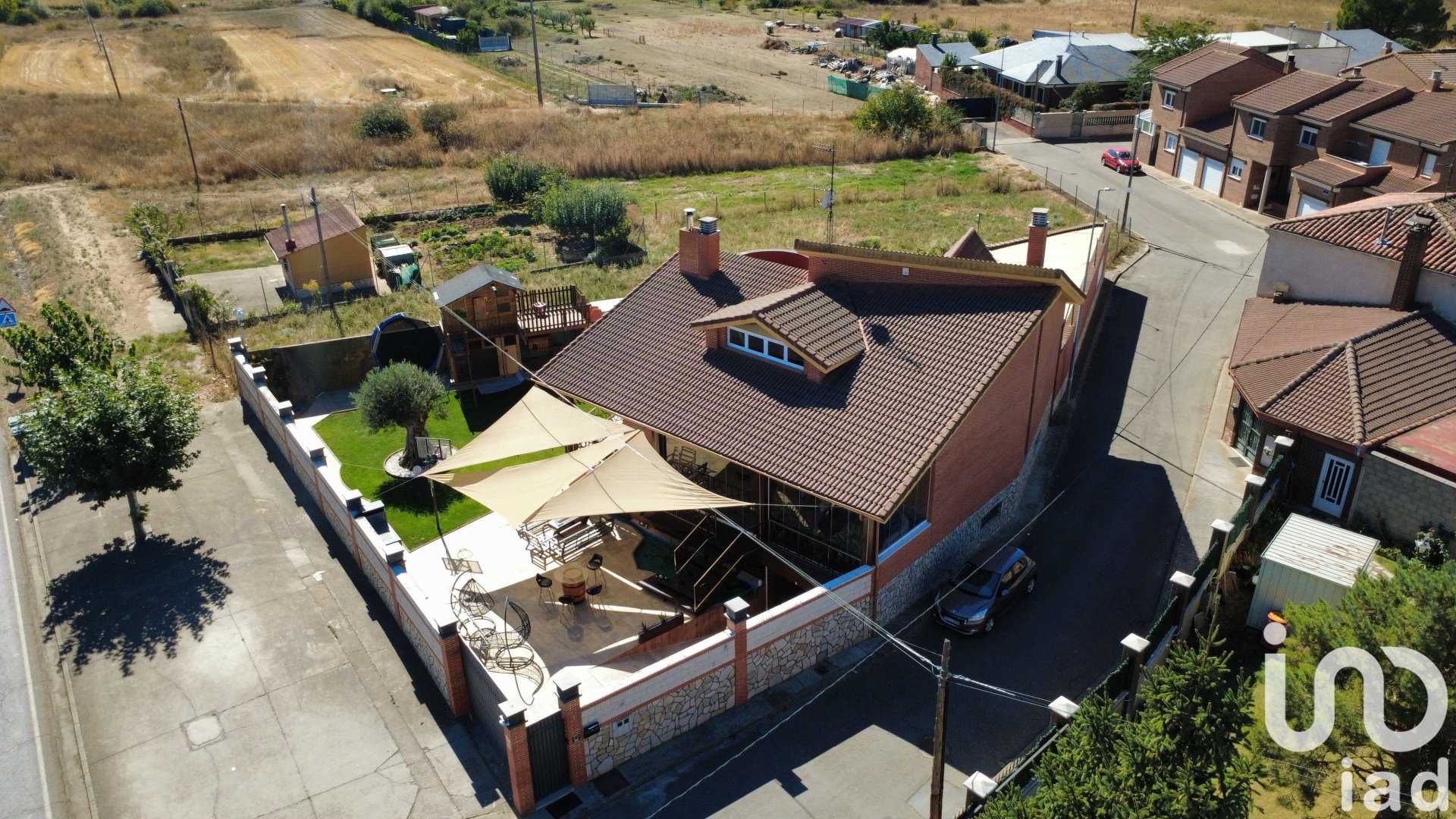 House à Villaturiel, Leon, Espagne 4 chambres, 431 m2 No. 153028