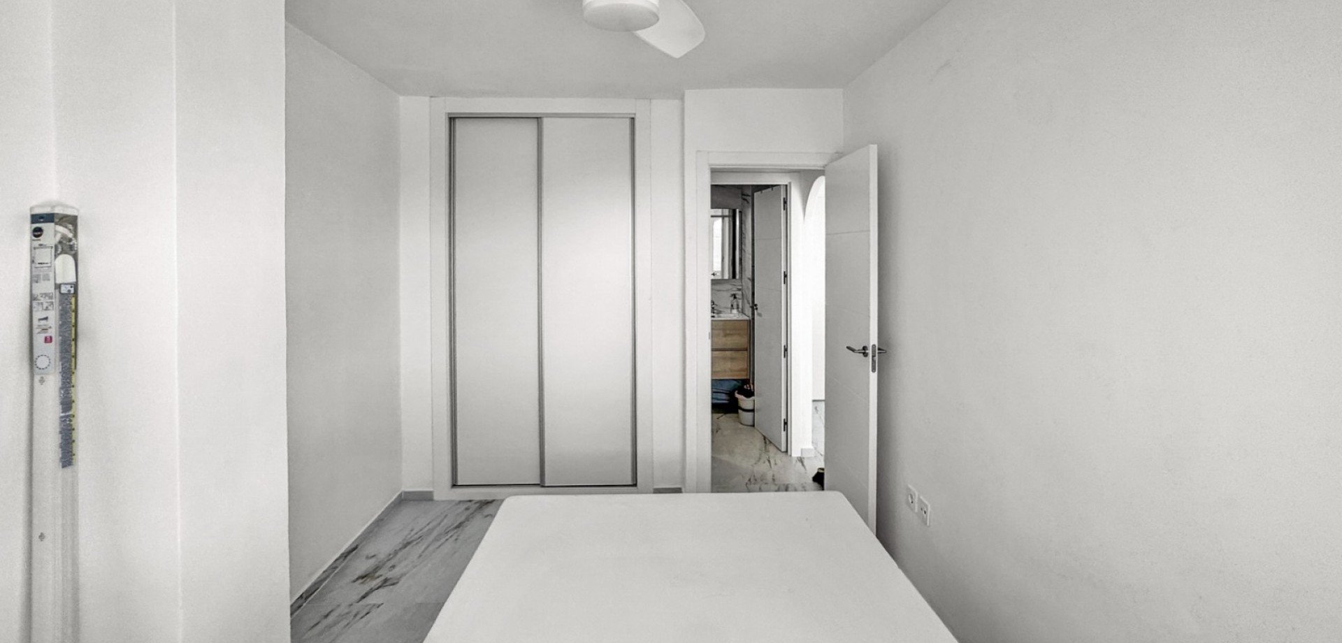 Apartamento en Alicante, España 1 dormitorio, 45 m2 No. 189400