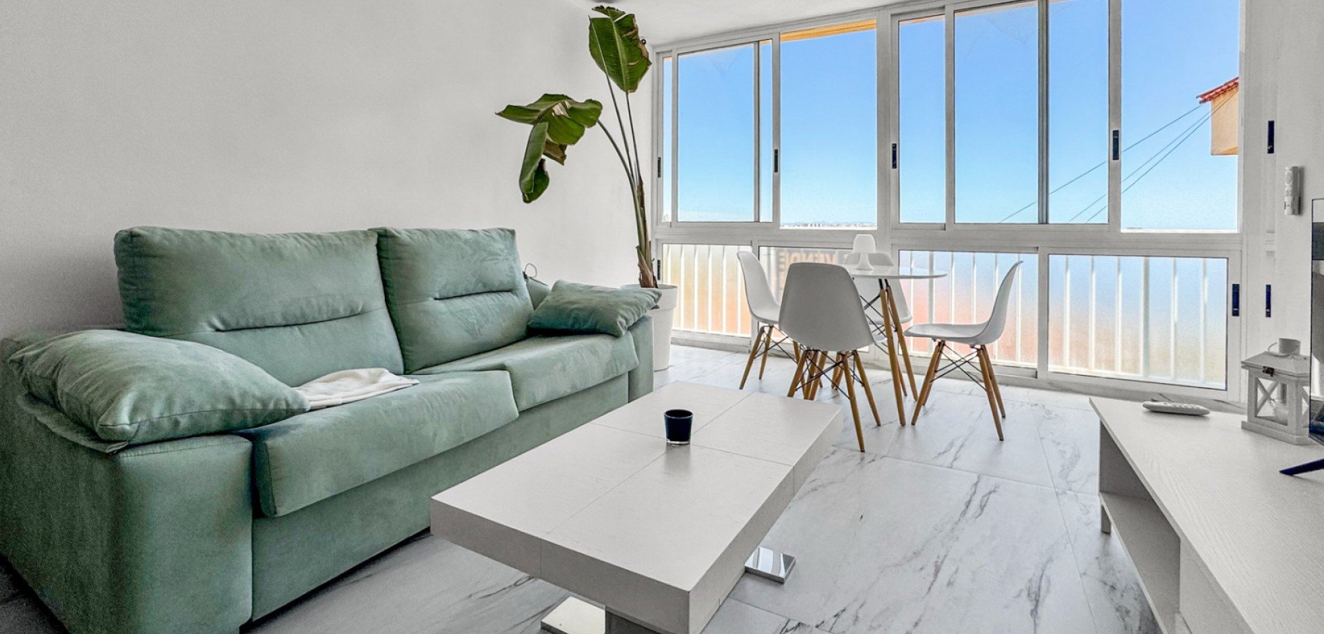 Apartamento en Alicante, España 1 dormitorio, 45 m2 No. 189400