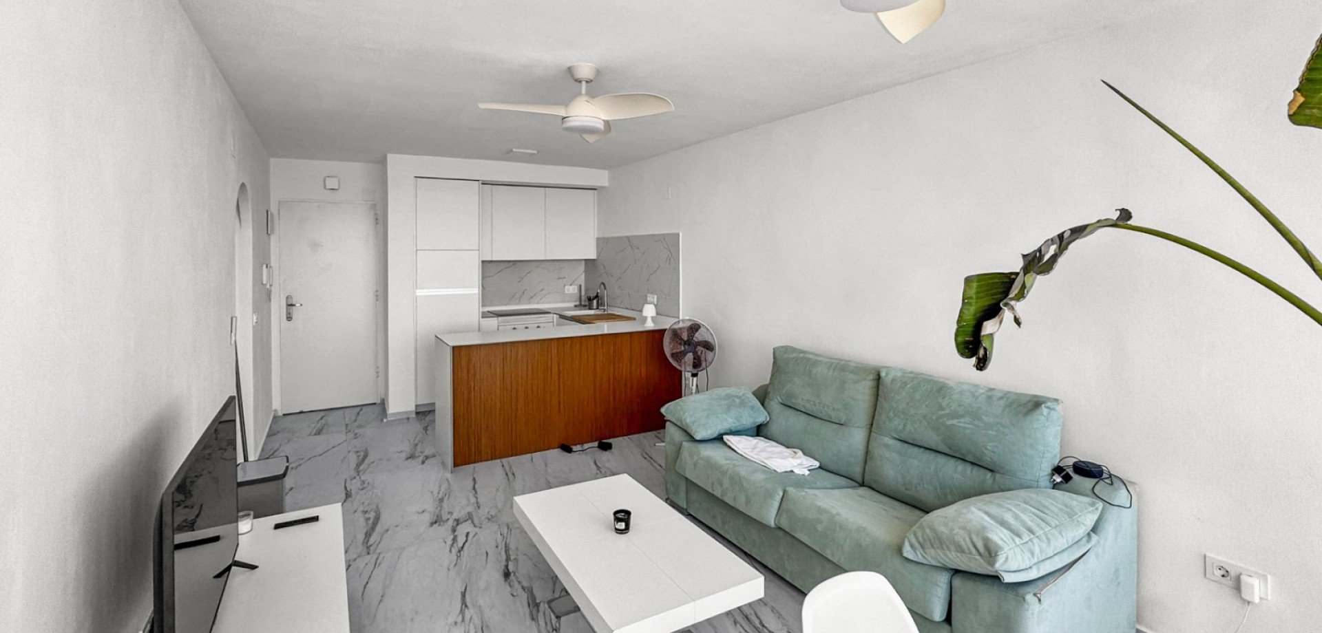 Apartamento en Alicante, España 1 dormitorio, 45 m2 No. 189400