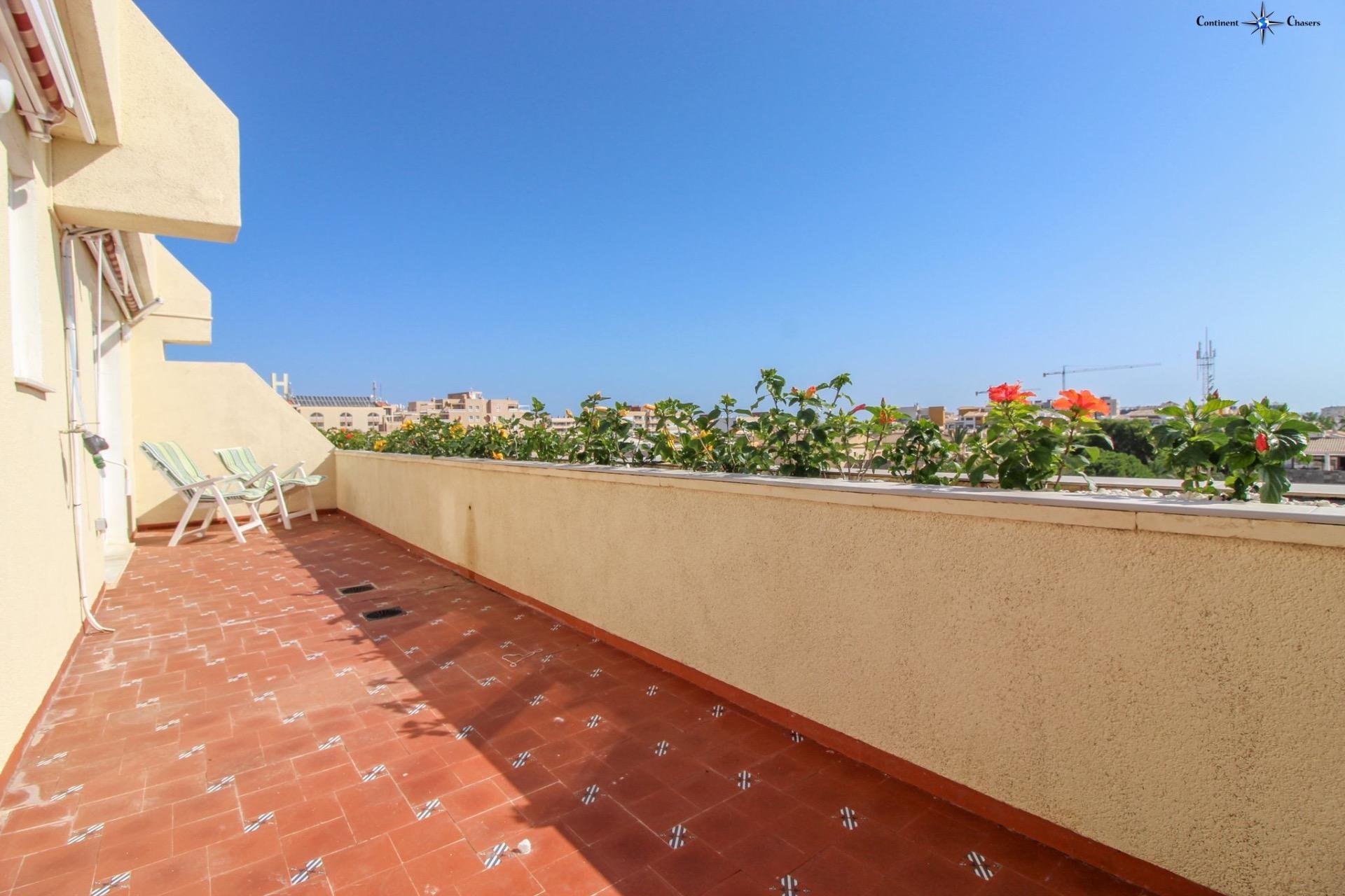 Appartamento a Punta Prima, Alicante, Spagna 2 camere da letto, 85 mq. N° 144432