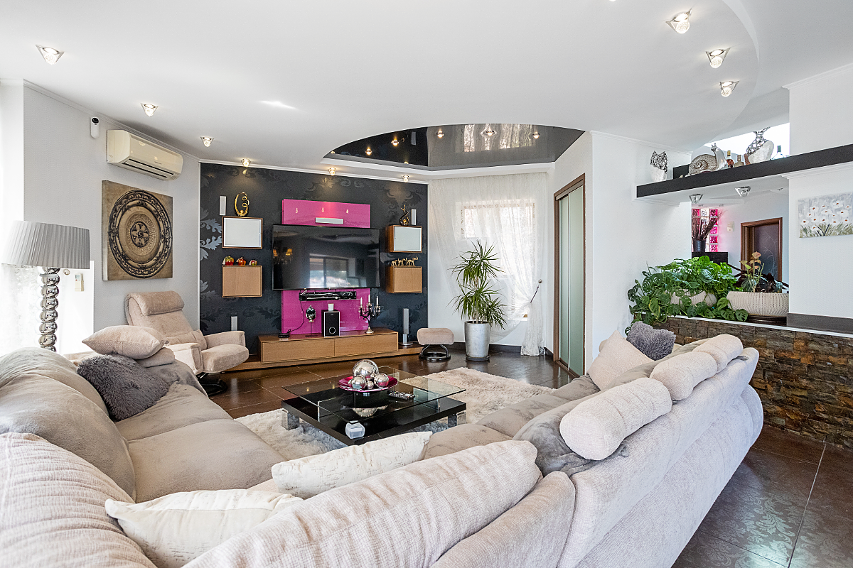 Casa a Lloret de Mar, Girona, Spagna 6 camere da letto, 360 mq. N° 22784