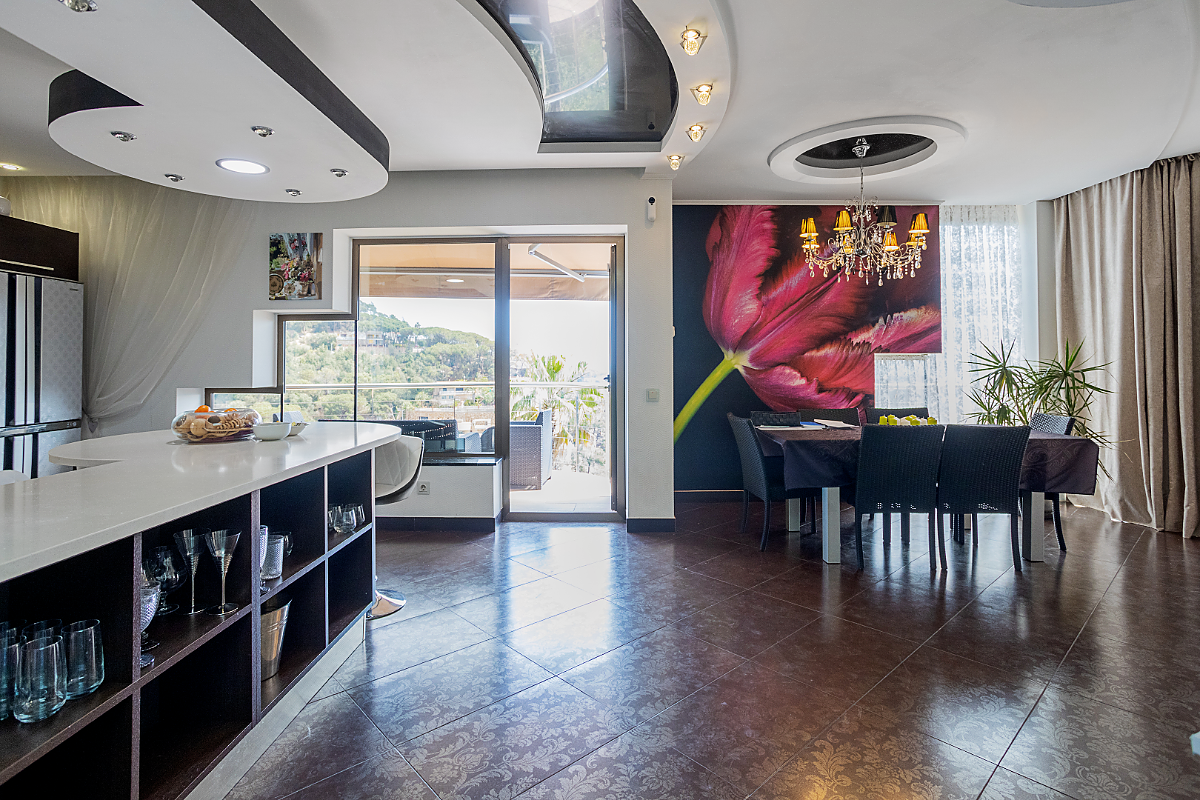 Casa a Lloret de Mar, Girona, Spagna 6 camere da letto, 360 mq. N° 22784
