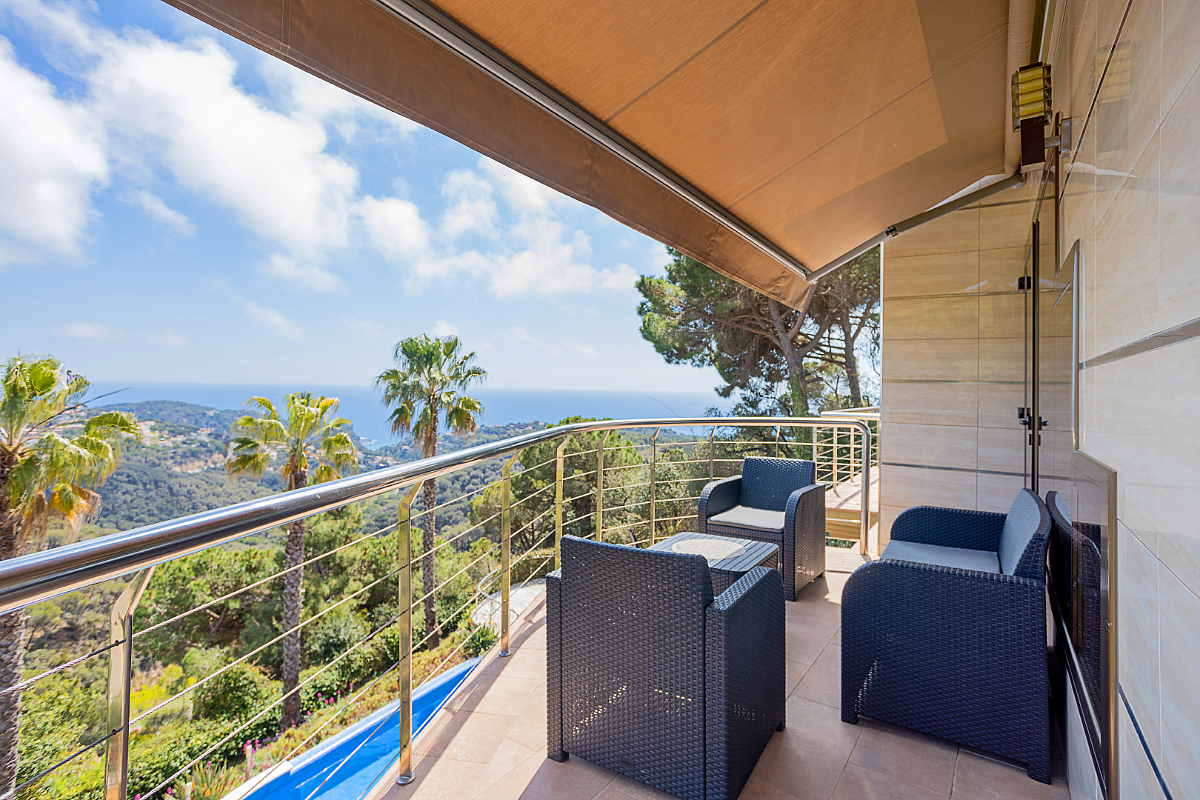 Casa a Lloret de Mar, Girona, Spagna 6 camere da letto, 360 mq. N° 22784
