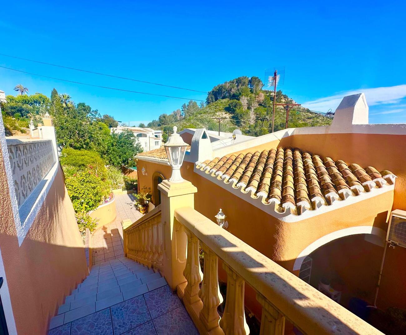 Villa in Javea, Alicante, Spain 4 bedrooms, 242 sq.m. No. 156109