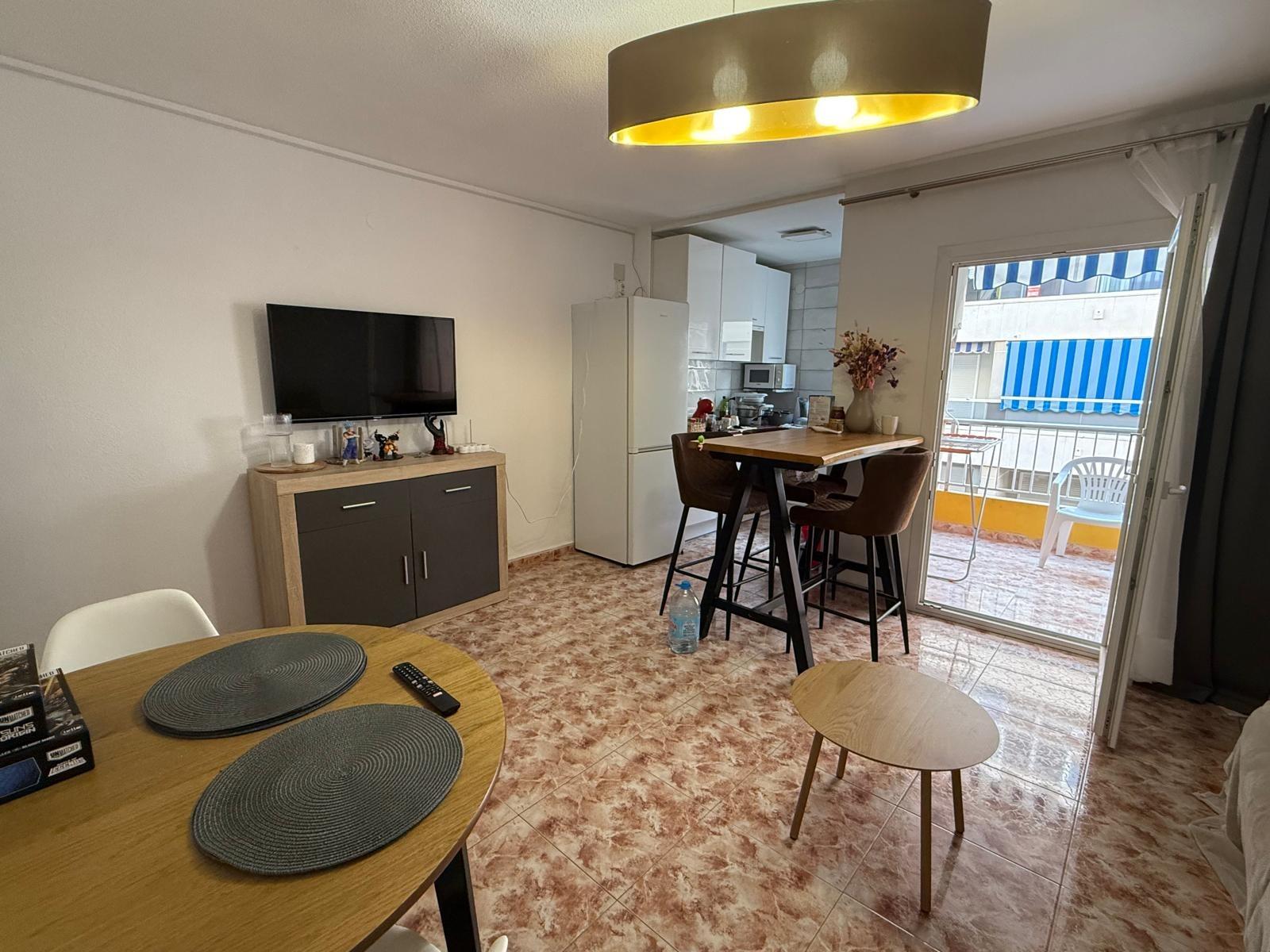 Dzīvoklis Torrevieja, Alicante, Spānijā 1 istaba, 79 m2 Nr. 194188