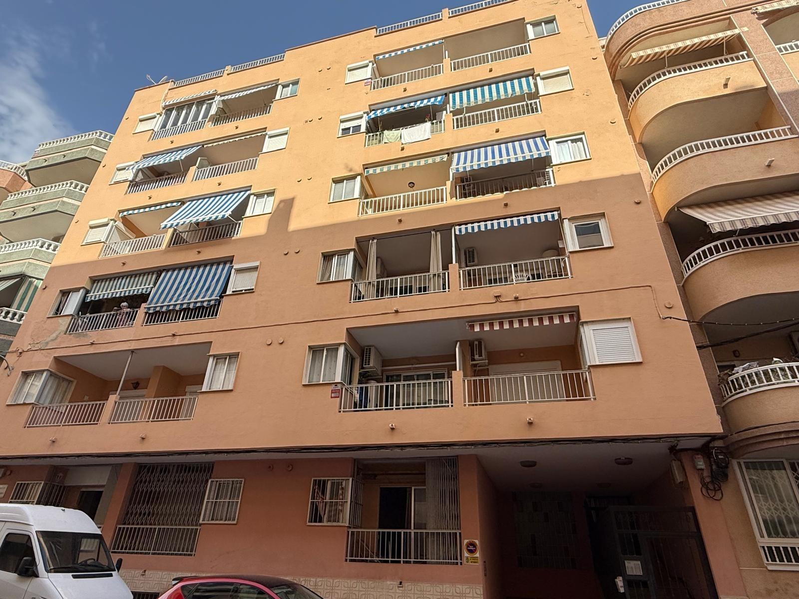 Dzīvoklis Torrevieja, Alicante, Spānijā 1 istaba, 79 m2 Nr. 194188