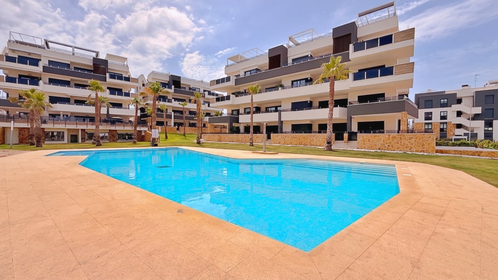 Apartment in Alicante, Spain 2 bedrooms, 83 sq.m. No. 190217