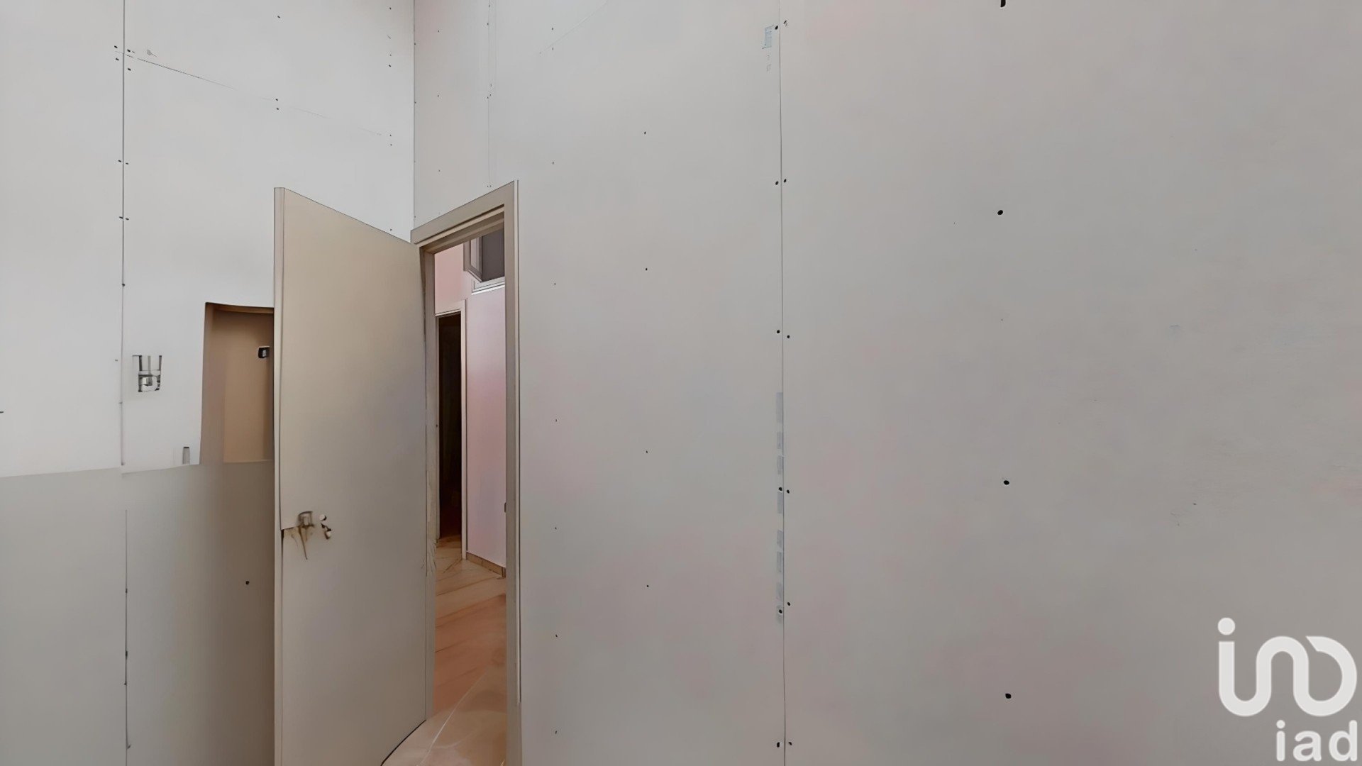 Propiedad comercial en Vilanova i la Geltrú, Barcelona, España 3 dormitorios, 110 m2 No. 153632