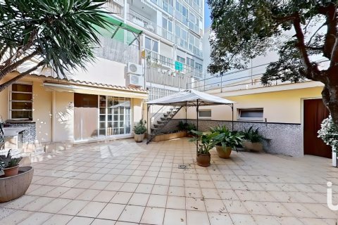 Liikekiinteistö Vilanova i la Geltru, Barcelona, Espanja 3 makuuhuonetta, 110 m2 No. 153632