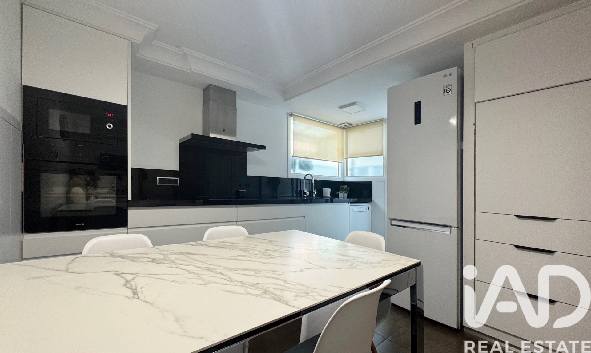 Appartamento a Pego, Alicante, Spagna 4 camere da letto, 258 mq. N° 152458