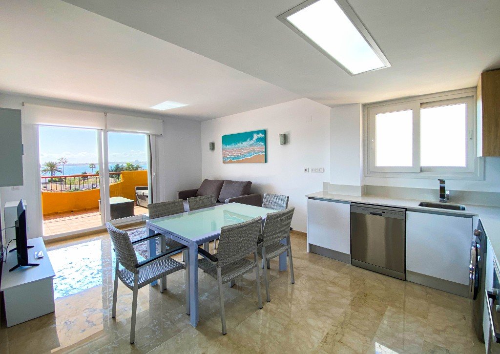 Appartamento a Punta Prima, Alicante, Spagna 3 camere da letto, 109 mq. N° 144821