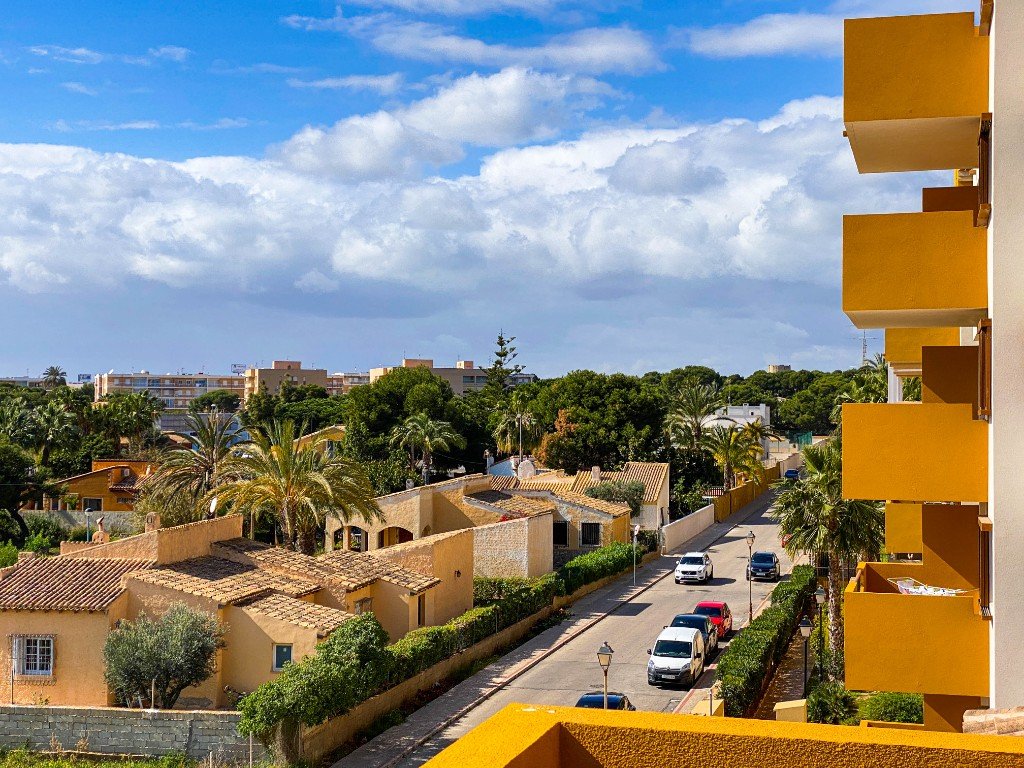 Appartamento a Punta Prima, Alicante, Spagna 3 camere da letto, 109 mq. N° 144821