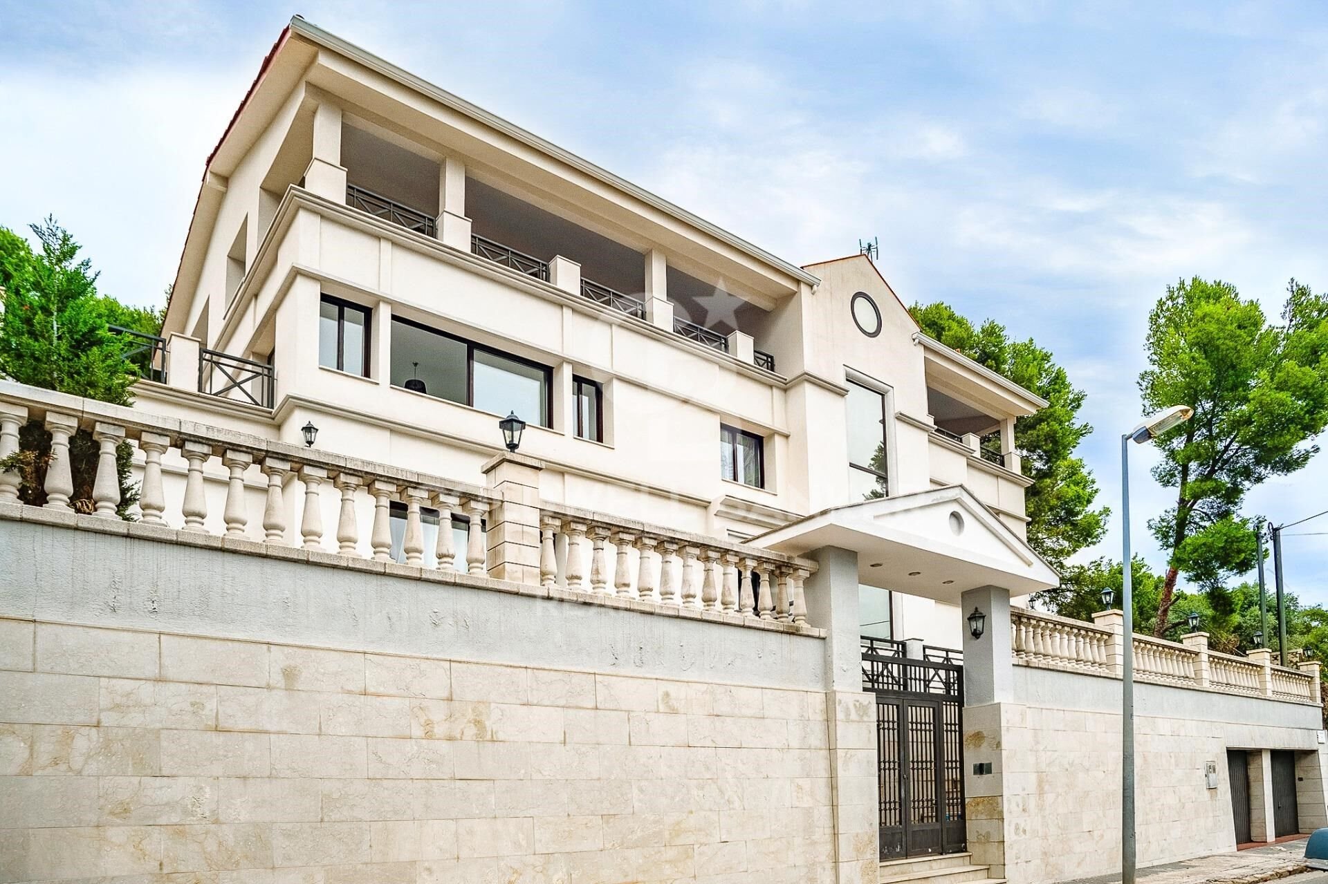 Māja Castelldefels, Barcelona, Spānijā 9 istabas, 650 m2 Nr. 157504