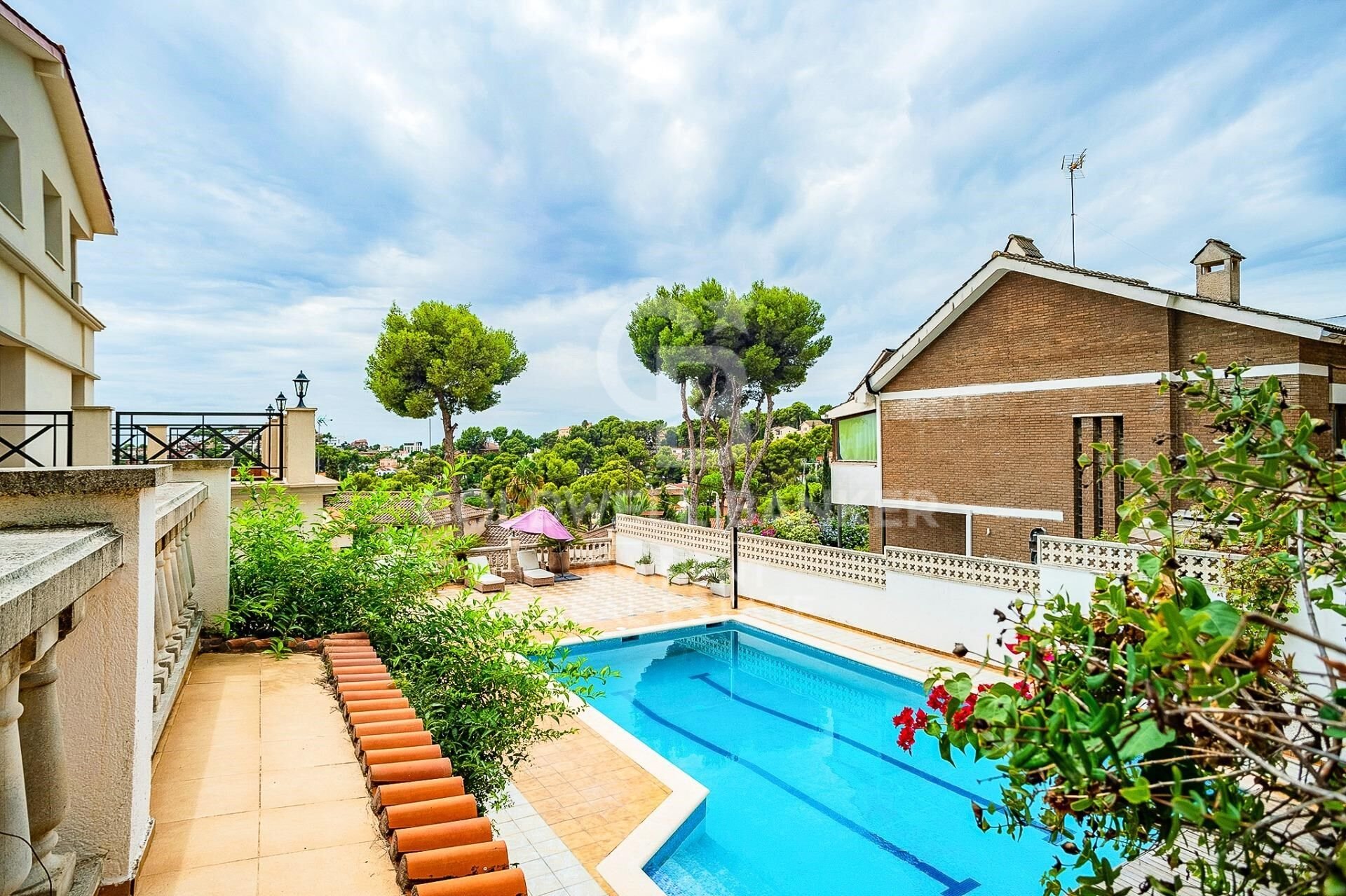 Māja Castelldefels, Barcelona, Spānijā 9 istabas, 650 m2 Nr. 157504