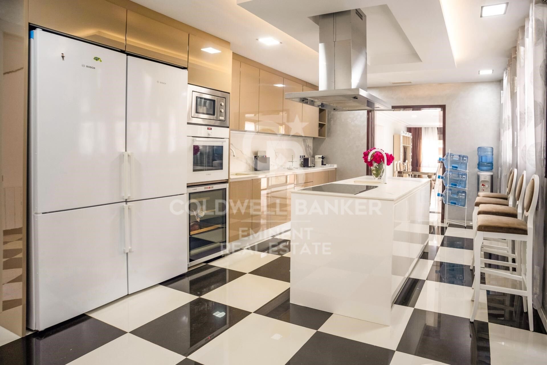 Māja Castelldefels, Barcelona, Spānijā 9 istabas, 650 m2 Nr. 157504
