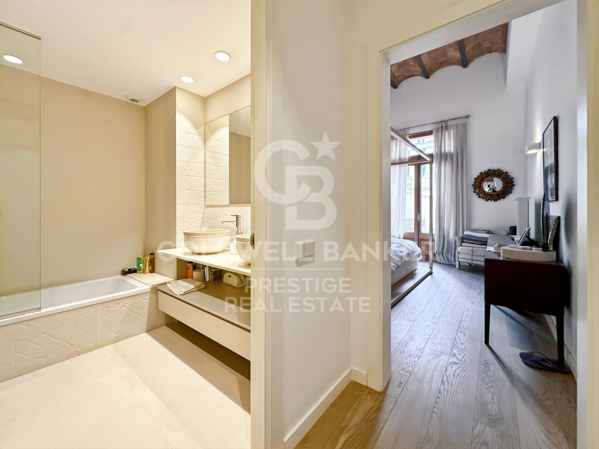 Apartament w Barcelona, Hiszpania 4 sypialnie, 200 mkw. nr 157502