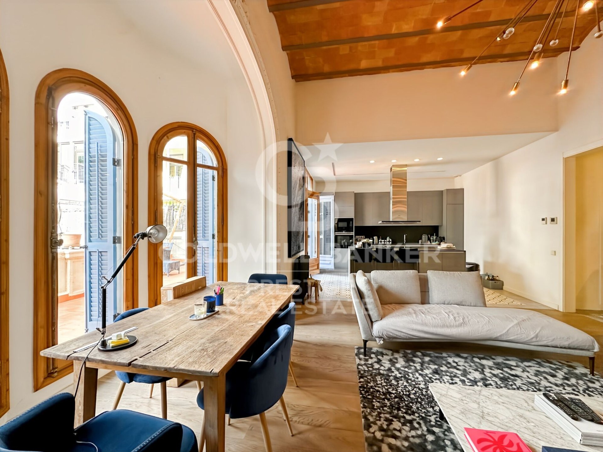 Apartament w Barcelona, Hiszpania 4 sypialnie, 200 mkw. nr 157502