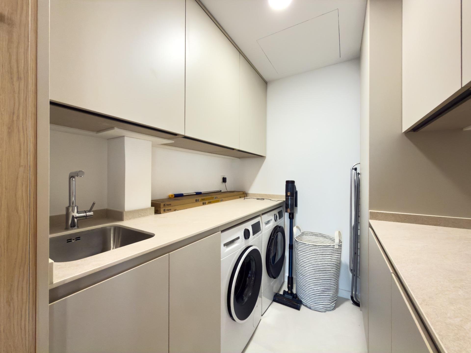 Apartment à Madrid, Espagne 3 chambres, 192 m2 No. 165824