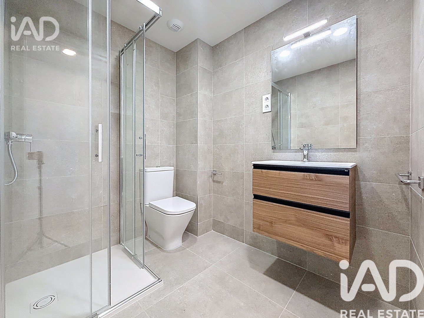 Apartment à Canet de Mar, Barcelona, Espagne 3 chambres, 98 m2 No. 172963