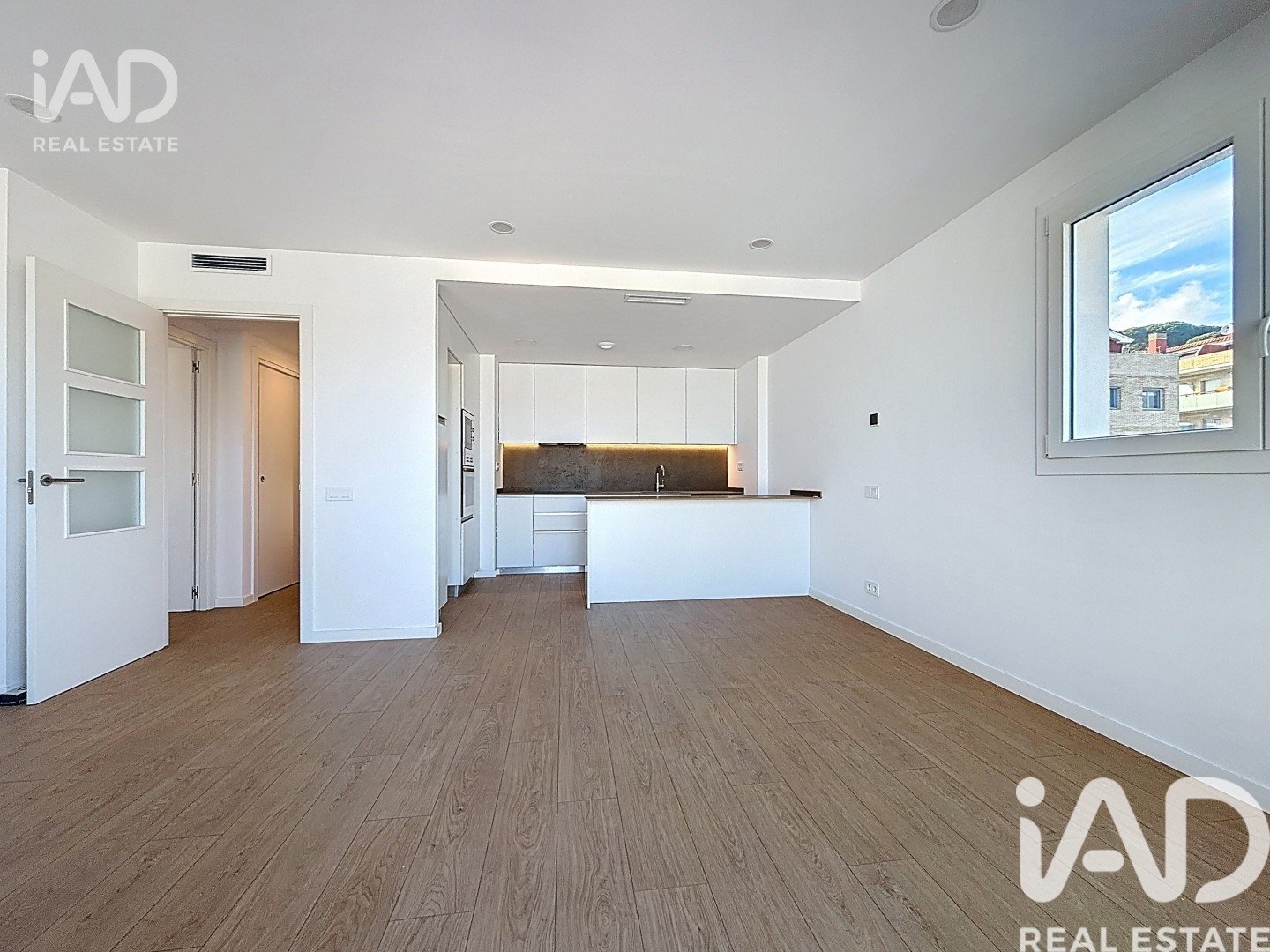 Apartment à Canet de Mar, Barcelona, Espagne 3 chambres, 98 m2 No. 172963