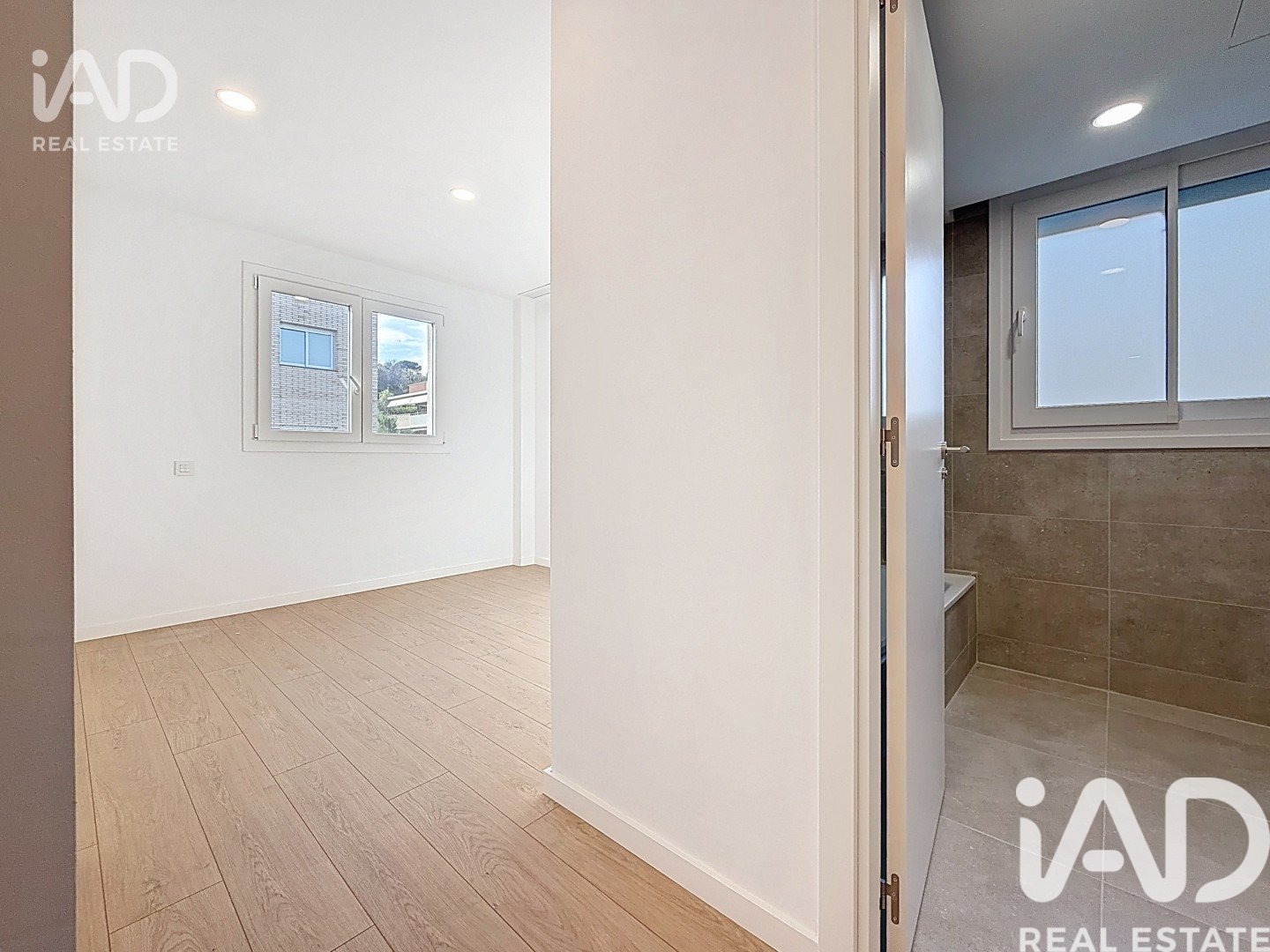 Apartment à Canet de Mar, Barcelona, Espagne 3 chambres, 98 m2 No. 172963