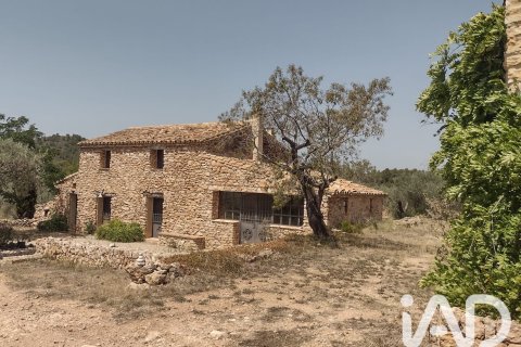 Talo Tivissa, Tarragona, Espanja 4 makuuhuonetta, 140 m2 No. 188076