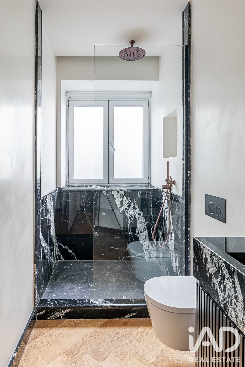 Huoneisto Madrid, Espanja 3 makuuhuonetta, 182 m2 No. 188073