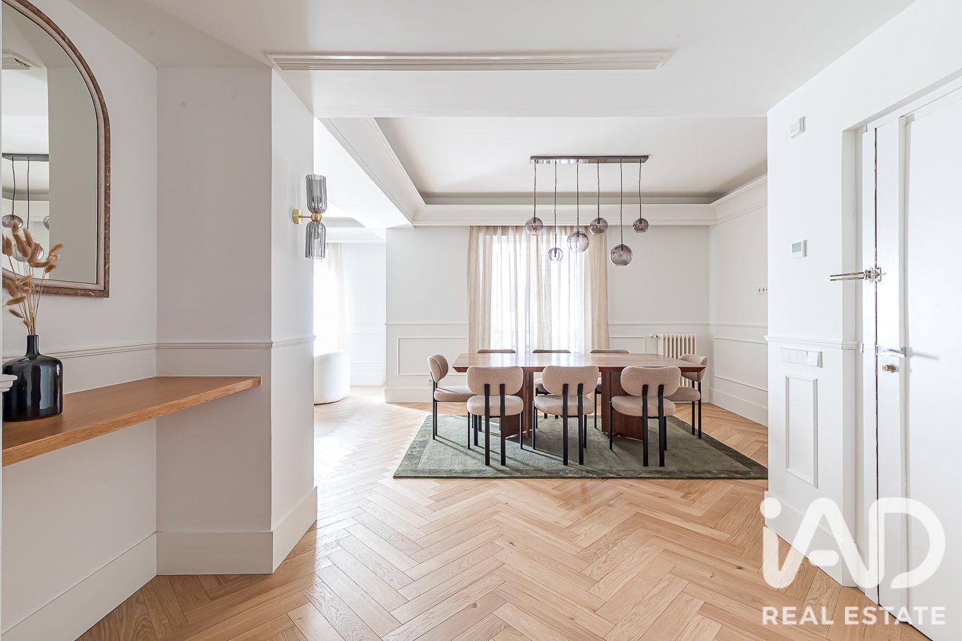 Huoneisto Madrid, Espanja 5 makuuhuonetta, 287 m2 No. 188075