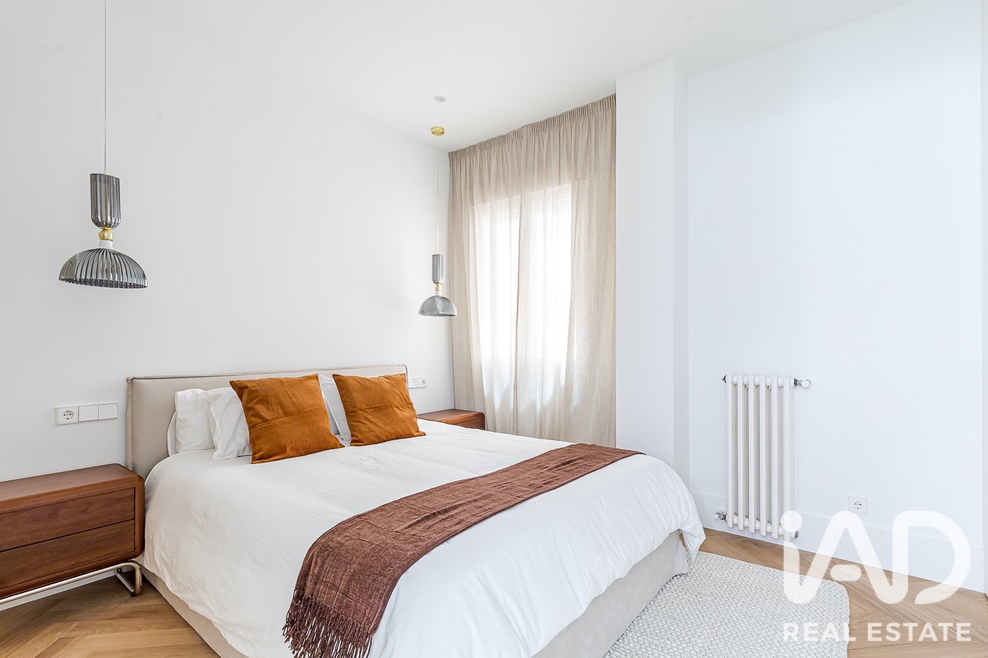 Huoneisto Madrid, Espanja 5 makuuhuonetta, 287 m2 No. 188075