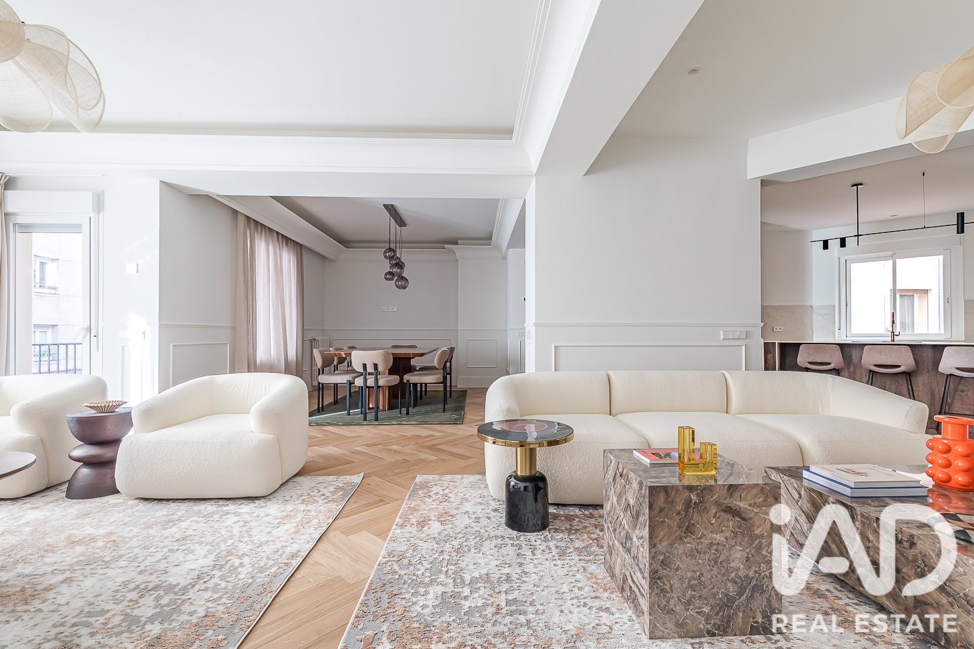 Huoneisto Madrid, Espanja 5 makuuhuonetta, 287 m2 No. 188075
