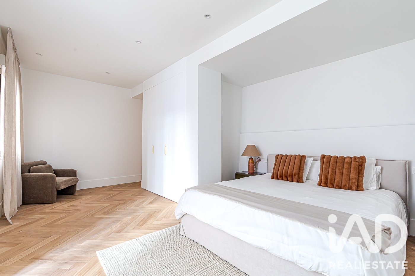 Huoneisto Madrid, Espanja 5 makuuhuonetta, 287 m2 No. 188075
