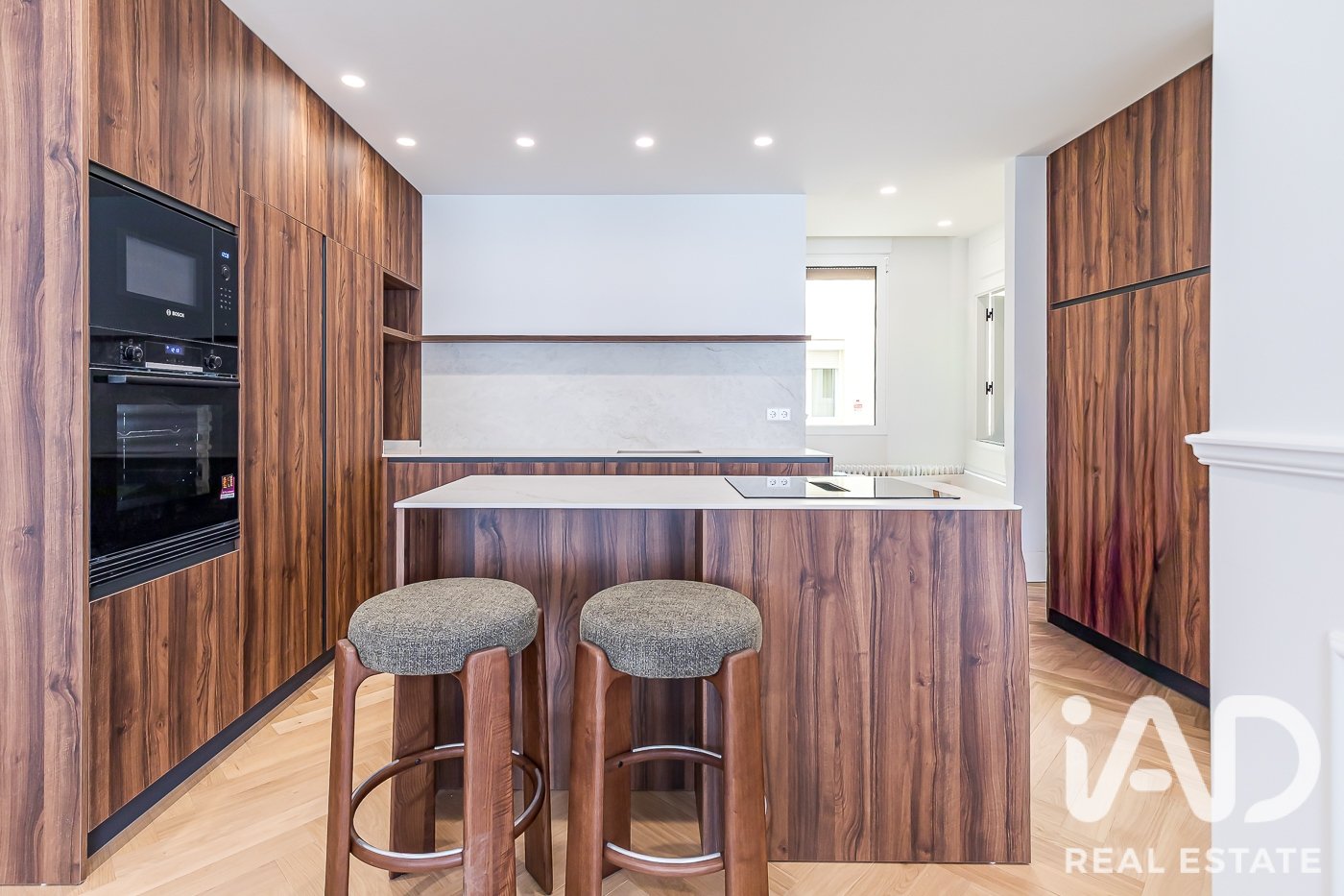 Huoneisto Madrid, Espanja 3 makuuhuonetta, 217 m2 No. 188077