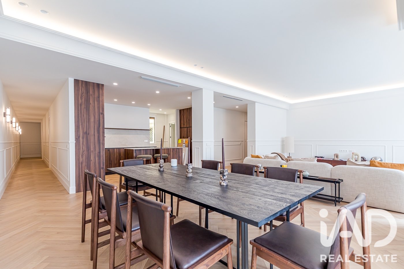 Huoneisto Madrid, Espanja 3 makuuhuonetta, 217 m2 No. 188077