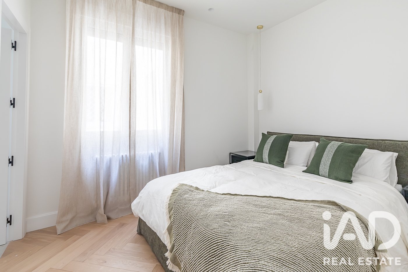 Huoneisto Madrid, Espanja 3 makuuhuonetta, 217 m2 No. 188077
