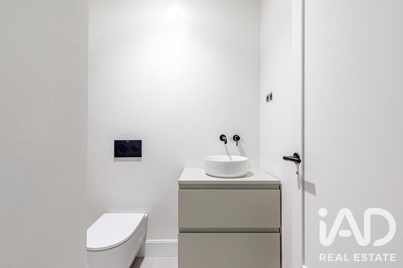 Huoneisto Madrid, Espanja 3 makuuhuonetta, 217 m2 No. 188077