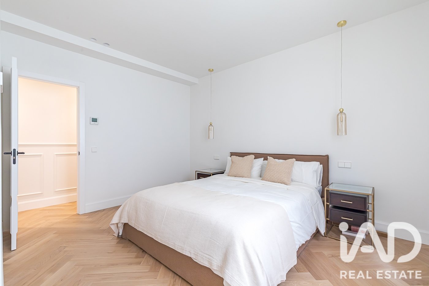 Huoneisto Madrid, Espanja 3 makuuhuonetta, 217 m2 No. 188077