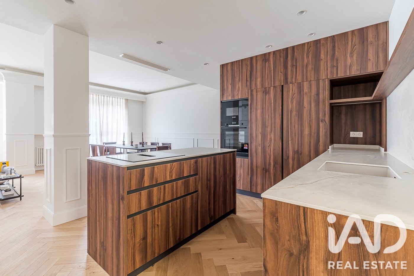 Huoneisto Madrid, Espanja 3 makuuhuonetta, 217 m2 No. 188077