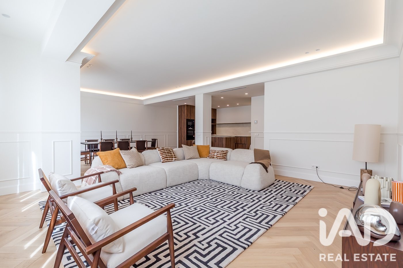 Huoneisto Madrid, Espanja 3 makuuhuonetta, 217 m2 No. 188077