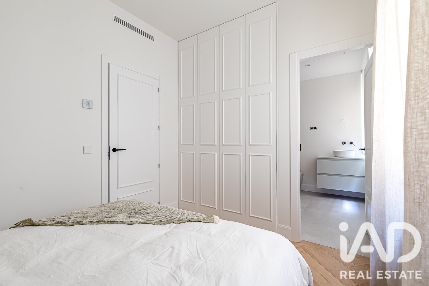 Huoneisto Madrid, Espanja 3 makuuhuonetta, 217 m2 No. 188077