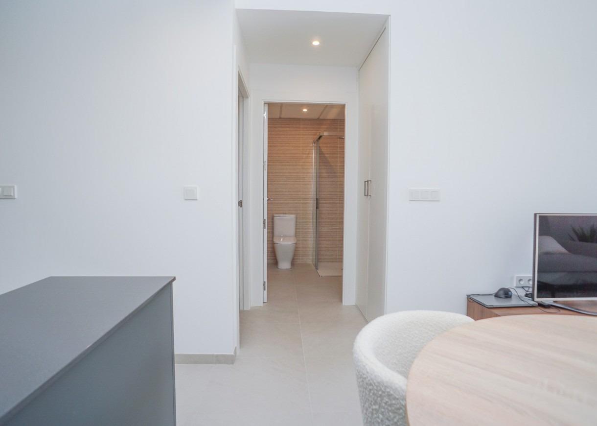 Dzīvoklis Torrevieja, Alicante, Spānijā 2 istabas, 65 m2 Nr. 103342