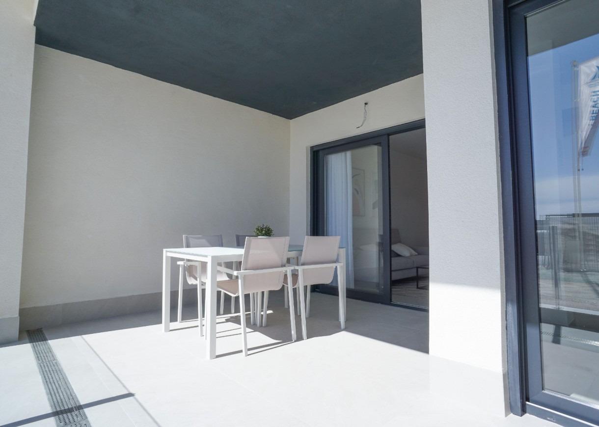 Dzīvoklis Torrevieja, Alicante, Spānijā 2 istabas, 65 m2 Nr. 103342